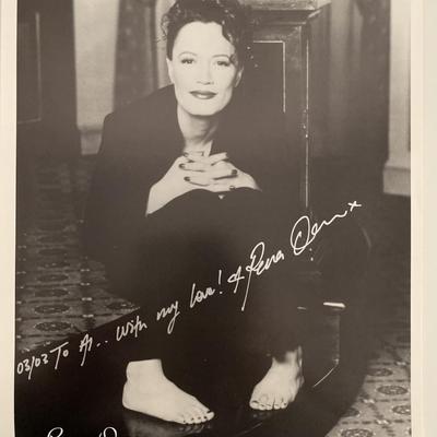 Rena Owen signed photo