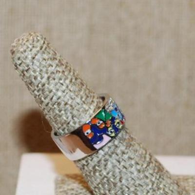 Size 8 Very Colorful ½ Infinity Enamel Ring on a Silver Tone Band (6.7g)