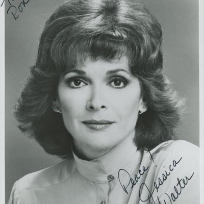 Jessica Walter signed photo