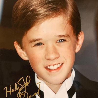 Haley Joel Osment signed photo