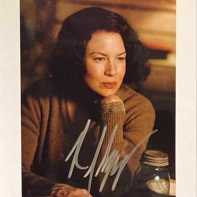Renée Zellweger signed photo