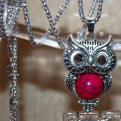 JEWELRY SET Includes Red Belly Owl Earrings (¾" x ½") with Wire Hook & PENDANT (2" x 1") on a Silver Tone...