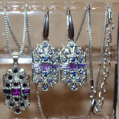 Purple/Silver JEWELRY SET Includes Earrings (1½" x ¾") with Wire Hook & PENDANT (1½" x ¾") on a Silver Tone...