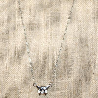 Marked .925 White Heart Shaped Cheeks PIG PENDANT (¾" x ¾") on a Silver Tone Necklace ADJUSTABLE Chain 16"-18" l