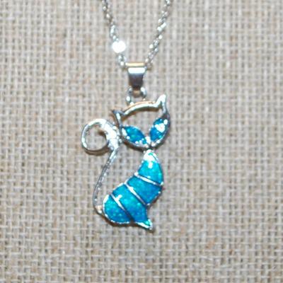 Aquamarine "Fancy Cat" PENDANT (1¼" x ¾") on a Silver Tone ADJUSTABLE Chain 17"-19" L