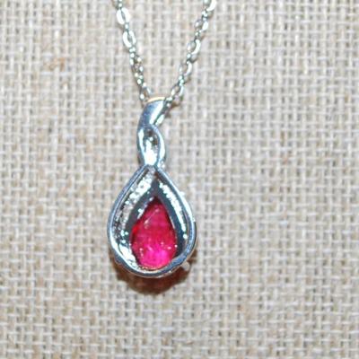 Red Pear Cut Stone PENDANT (1' x ½") on a Silver Tone Necklace Chain 18" L