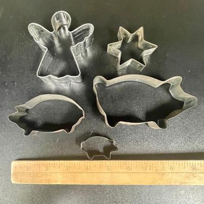 Cake Decorating and Cookie making Lot