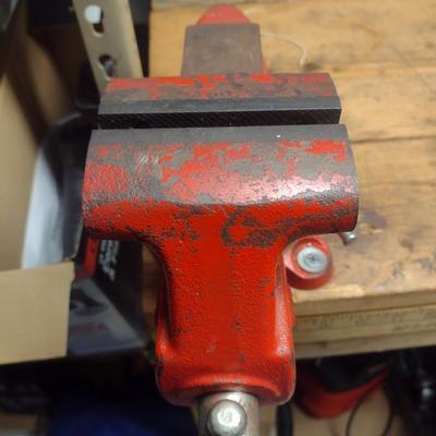 Craftsman Bench Vise