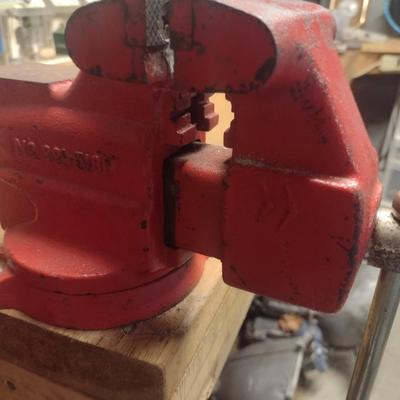 Craftsman Bench Vise