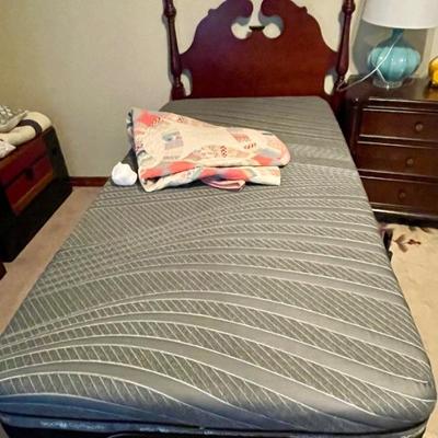 Adjustable twin bed frame - no mattress