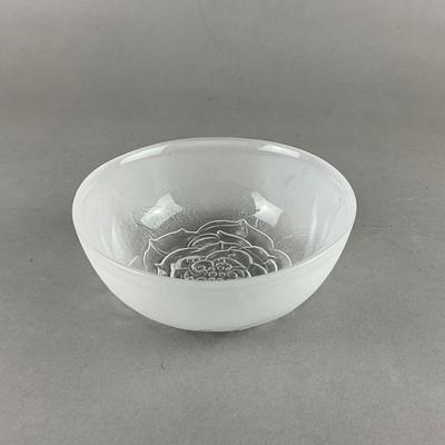 378 Single Iittala Villiruusu Wild Rose Bowl from Finland