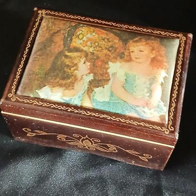 Unique leather covered GIN decanter with small Musicbox and a picture frame