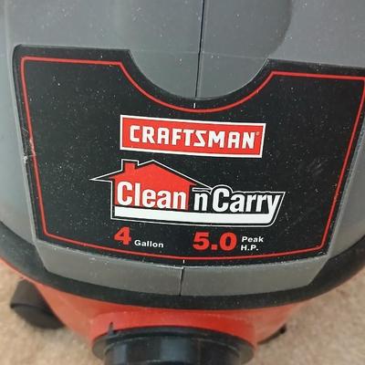 Lightly used Craftsman 4 gallon portable wet/dry Vac with attachments