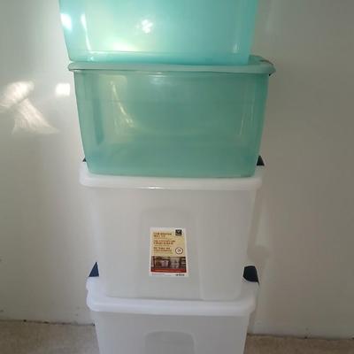 Five totes 4 large sized and one smaller tote with lids