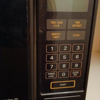 GE Microwave oven