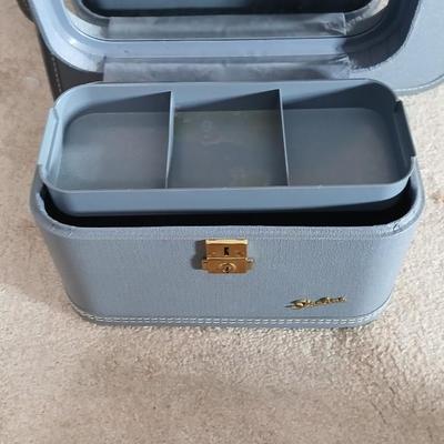 Vintage 3-piece Slimline Luggage set
