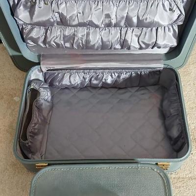 Vintage 3-piece Slimline Luggage set