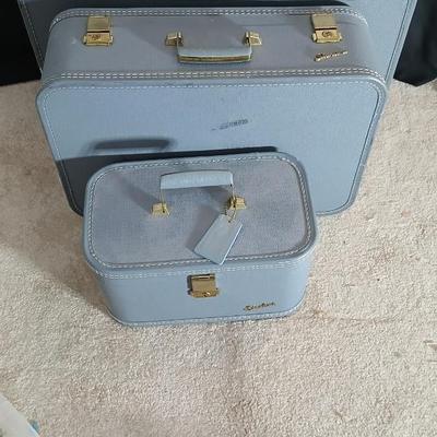 Vintage 3-piece Slimline Luggage set