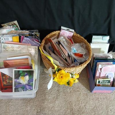 Variety of stationary and greeting cards - many still brand new in a tote and a basket