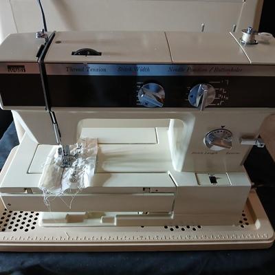 Wonderful condition Wards sewing machine with accessories and case