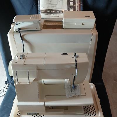 Wonderful condition Wards sewing machine with accessories and case