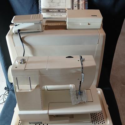 Wonderful condition Wards sewing machine with accessories and case