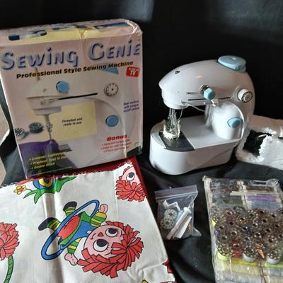 New Small sewing genie sewing machine with accessories