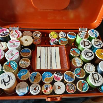 Sewing and crafting items with nice sewing box kit of thread