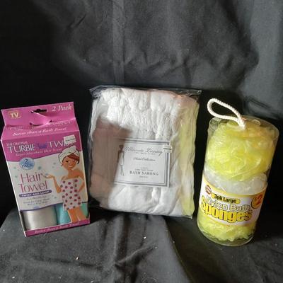Ultimate Luxury Ladies zero twist Bath Sarong with Hair Towel and Nylon bath sponges