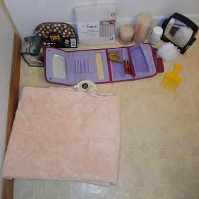 Ladies' spa day! Candles, makeup stoage bags, new shower liner, bath towel, and more