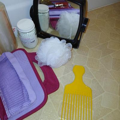 Ladies' spa day! Candles, makeup stoage bags, new shower liner, bath towel, and more