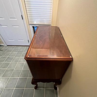 Queen Anne Style Drinks Cabinet (LR-RG)