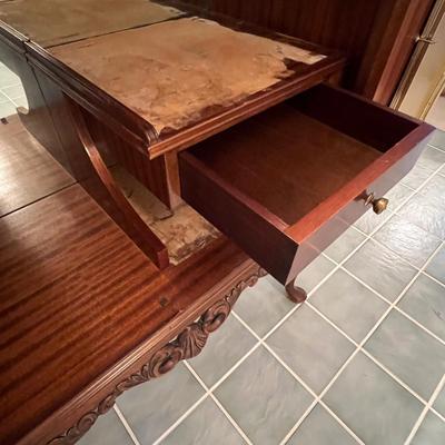 Queen Anne Style Drinks Cabinet (LR-RG)