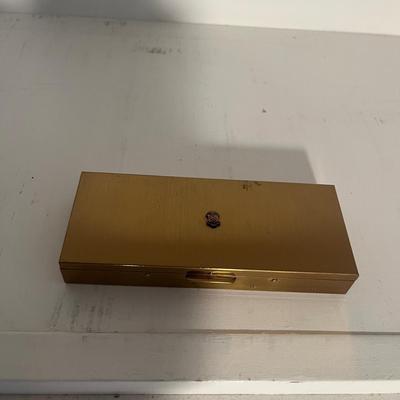 Vintage Pill Boxes & Compacts (LR-MG)