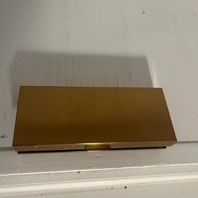 Vintage Pill Boxes & Compacts (LR-MG)
