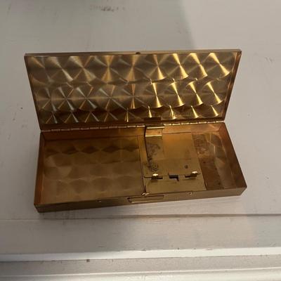 Vintage Pill Boxes & Compacts (LR-MG)