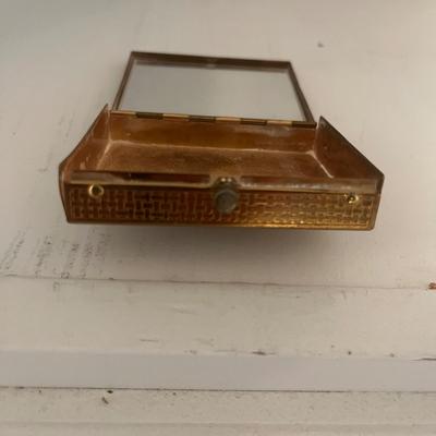 Vintage Pill Boxes & Compacts (LR-MG)