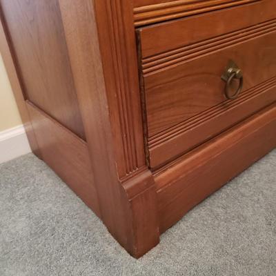 TG Buckley Three Drawer Dresser and Mirror (BGB-KD)