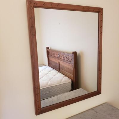 TG Buckley Three Drawer Dresser and Mirror (BGB-KD)