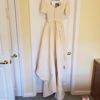 Vintage Handmade Wedding Dress (BGB-KD)