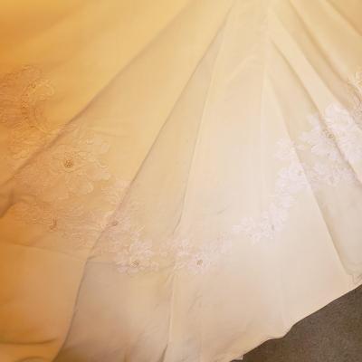 Vintage Handmade Wedding Dress (BGB-KD)