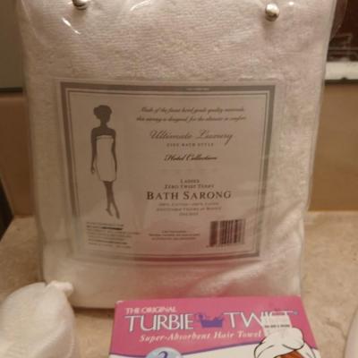 Ultimate Luxury fine bath Hotel collection Bath Sarong with hair towel and a nylon bath scrubby