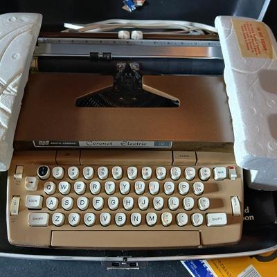 Classic! Smith Corona Coronet electric 12 typewriter with case. APPEARS BRAND NEW!!