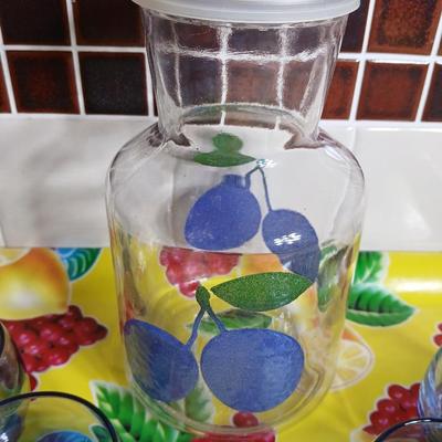 Anchor Hocking 48 oz. juice carafe with six vintage Roly Poly gem tone mini juice glasses