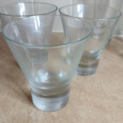 Nice set of Drinking glasses with tapered base 12 glasses total