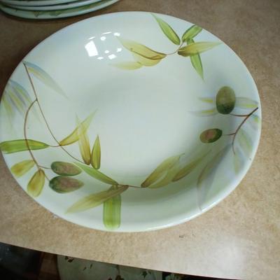 Gibson hand painted dinnerware set 16-piece set