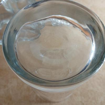 Set of 12 drinking glasses 4 each size