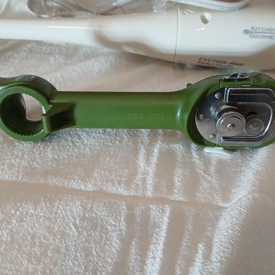 Glass beer mugs, can opener, Shit glasses, and a nice Drink mixer for your bar!
