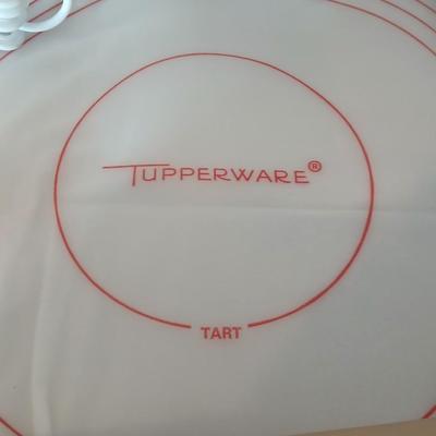 Baking items - measuring cup, Tupperware pad, small kitchen scale, rolling pin and a mixing bowl