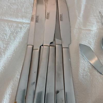 Nice Home stainless steel flatware set silverware 37 total